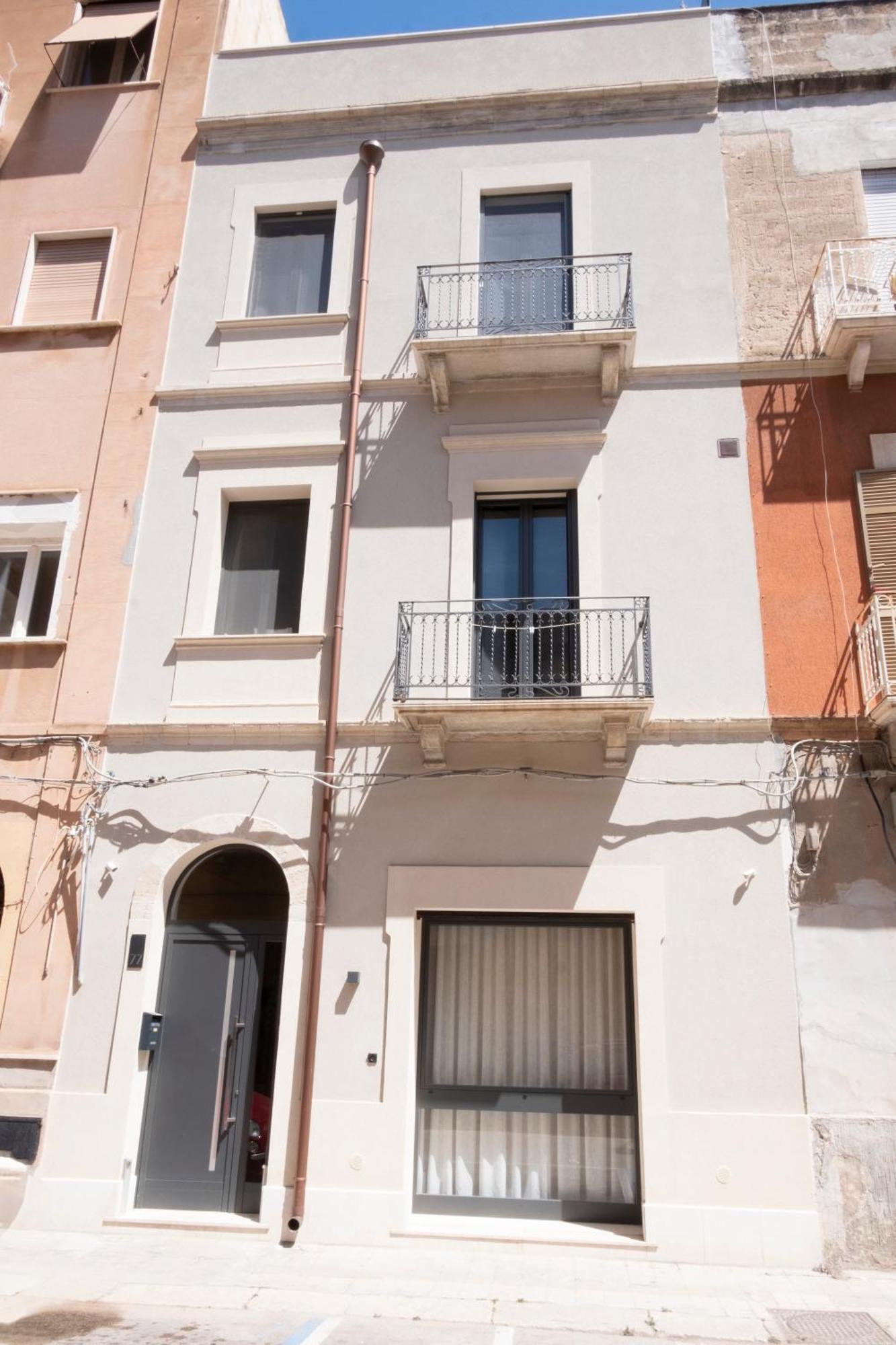 Bassi77 - Rooms & Apartments Trapani Exterior photo